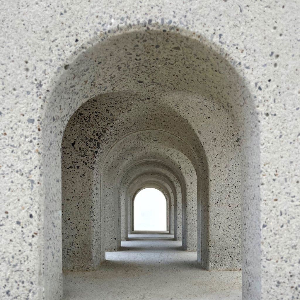 Nicolodi — detail of arched concrete form